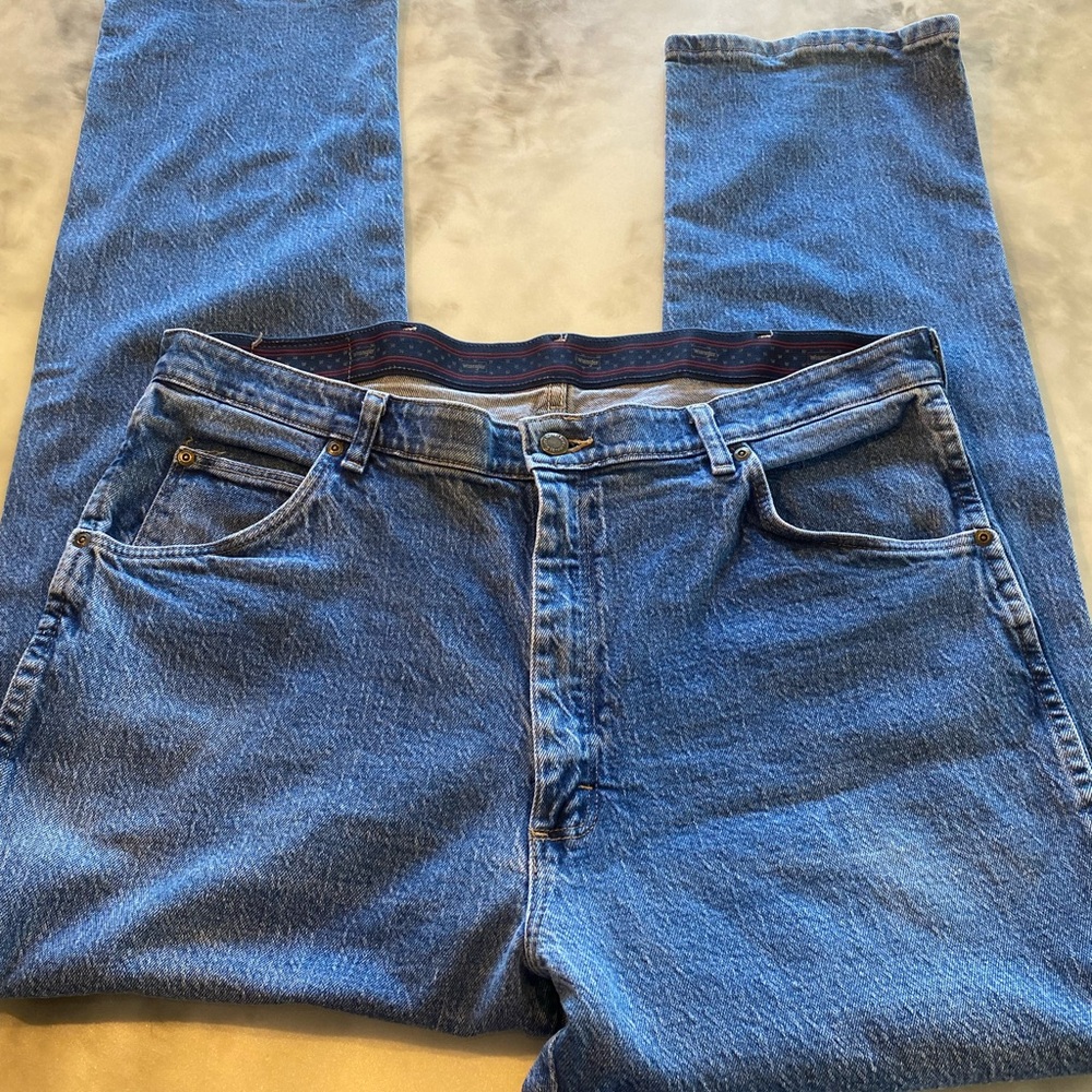 Men’s Wrangler Comfort Waist excellent condition